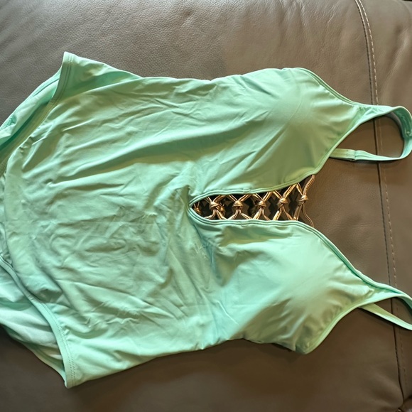 Bleu rod beattie swimsuit - Picture 4 of 4